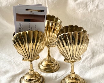 5.3” Beautiful Brass Shell Card Holder - Card Holder Aesthetic - Brass Scallop Card Holder - Brass Clam Card Holder
