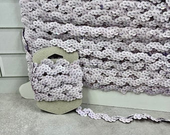 2 yards of light purple sequins wave trim