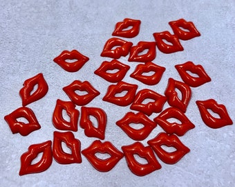 25 red lip valentine cabochon embellishments