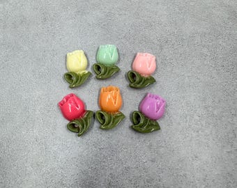 6 flower cabochons