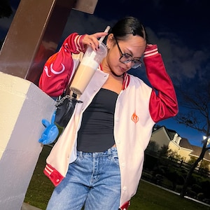 Yoimiya-varsity-trui