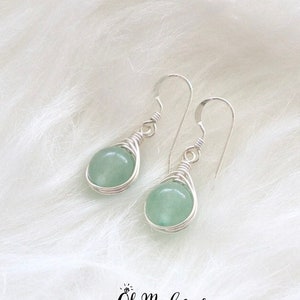 Green aventurine earrings, wire wrapped earring, sterling silver earring, natural gemstone earring, green dangle earrings, green quartz drop