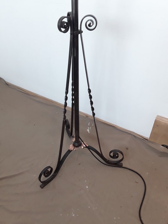 Wrought iron lamp stand hotsell