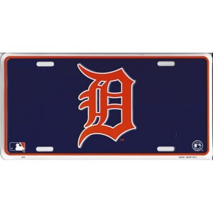 MLB Detroit Tigers Metal Sign License Plate Exclusive Collectible Handmade Made-to-order Sport Table Desk Lamp Best Gift Ever image 2