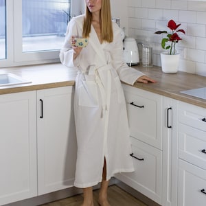 Full-Length Waffle Bath Robe with Pockets and Belt. In Beige, Burgundy, White, Blue, Green colors. Linen-cotton blend, waffle linen