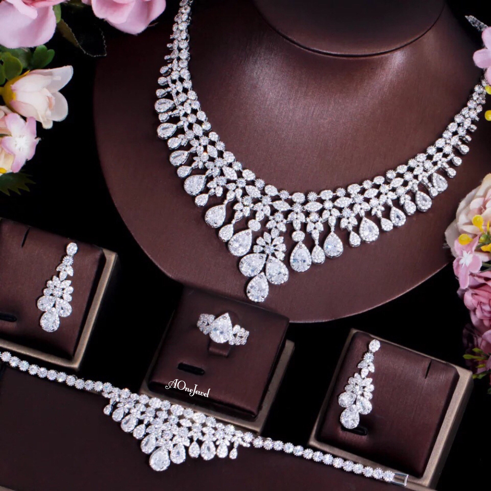 Wedding on sale reception necklace