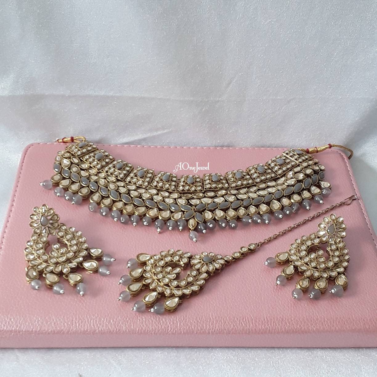 Kundan & Pearl Necklace with Tikka