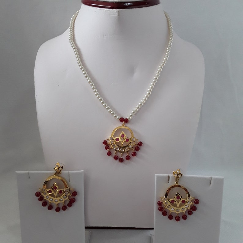 Conjunto de joyas Jadau de Hyderabadi: collar de perlas y pendientes Chandbali imagen 10
