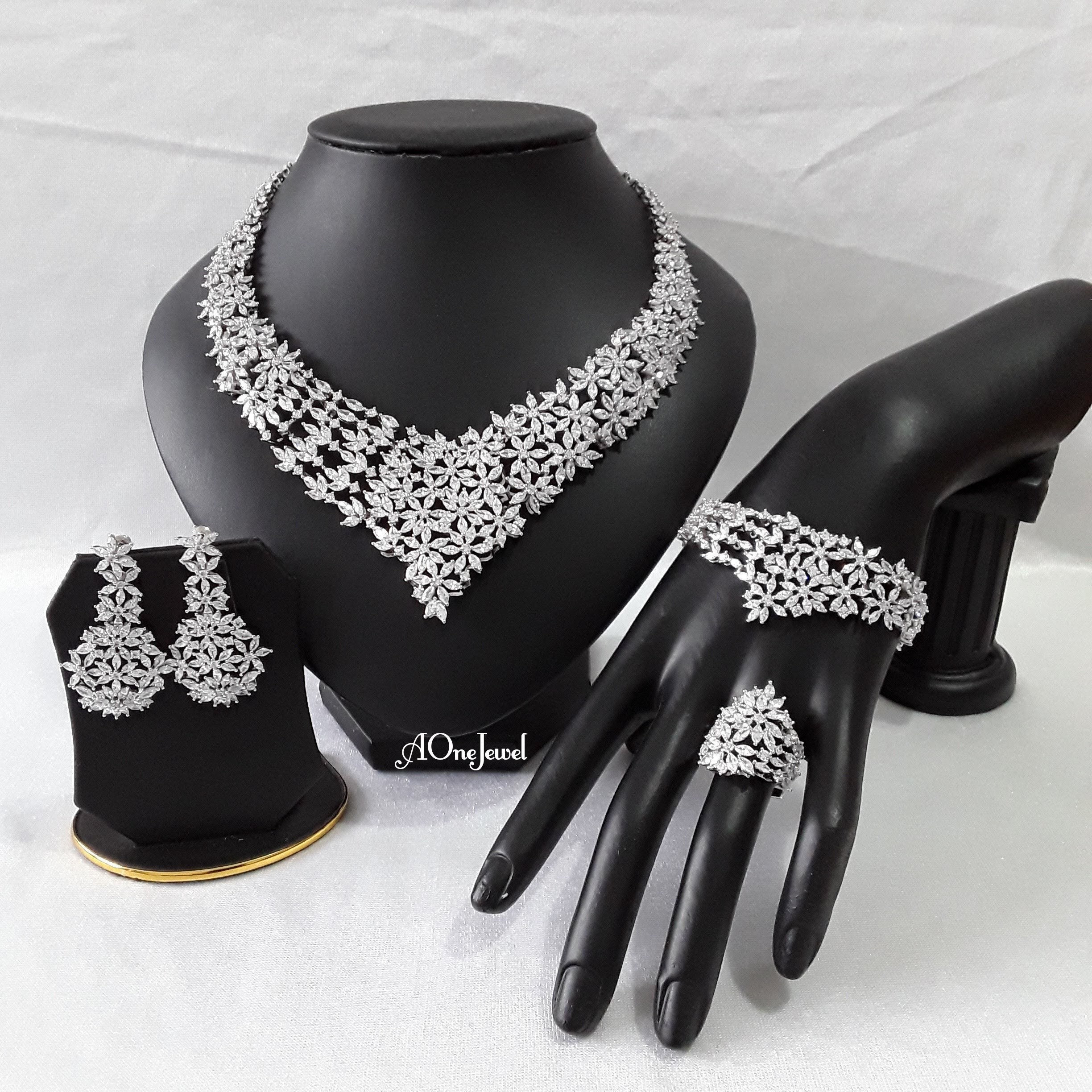 Indian Bridal CZ Diamant 4PCS Necklace Set Silver Wedding