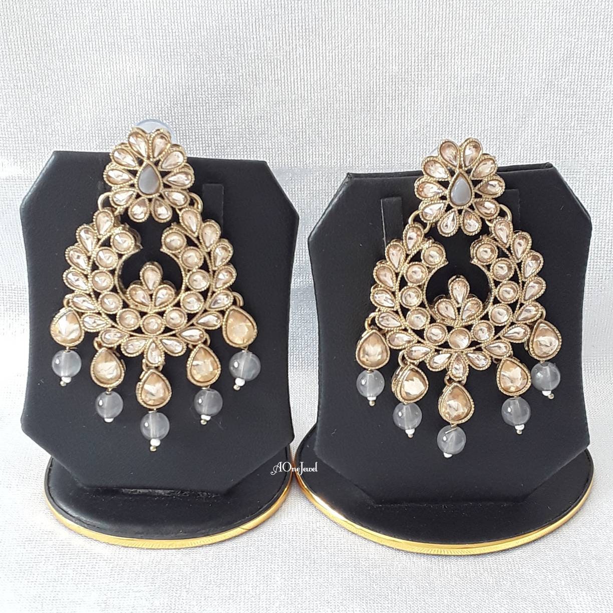 Kundan & Pearl Necklace with Tikka main image 0