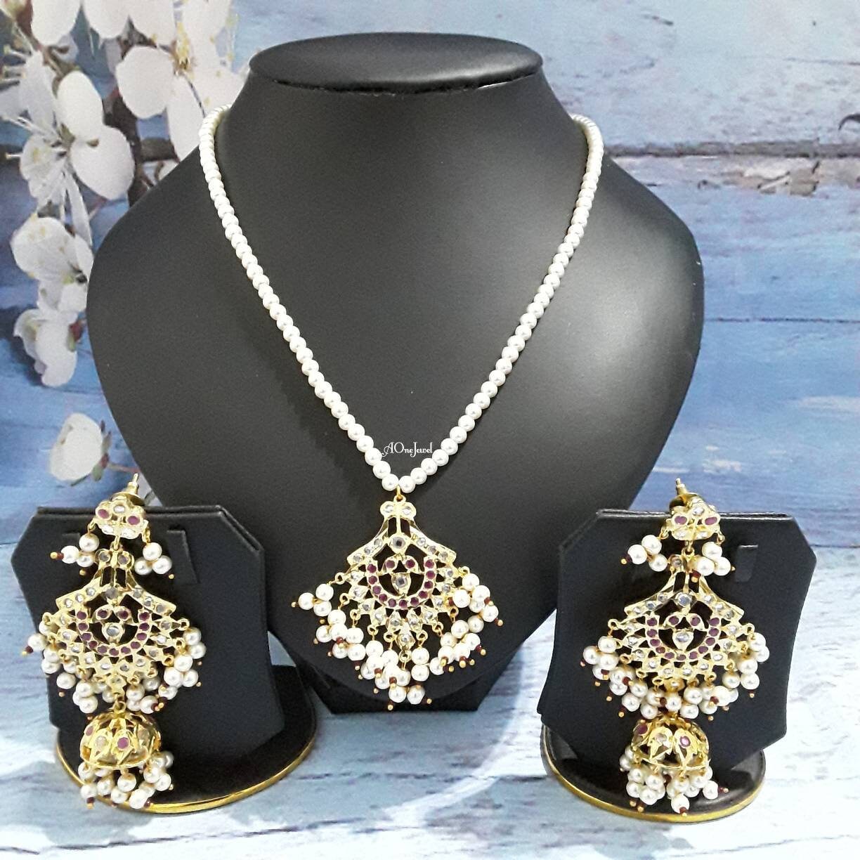 Nizam style shop jewellery