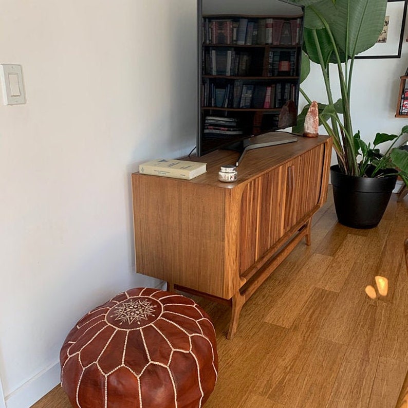 Stuffed Prefilled Moroccan leather pouf, Dark tan pouf, with white stitching leather Pouf ANEW pouf Morrocan Leather Pouf Moroccan Pouffe 