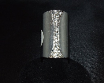 Silver Tone and Rhinestone Ring