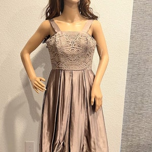 1950&#39;s - 60&#39;s Vera Mont Paris Formal Lace Dress Small