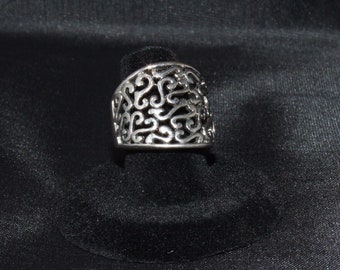 Silver Tone Cut Out Ring