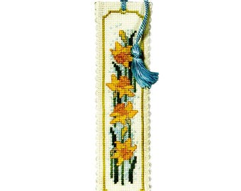 Daffodils, Bookmark, Cross Stitch Kit, Cross Stitch Bookmark Pattern, Welsh, Wales, Gift For Her, Gift For Him, Textile Heritage