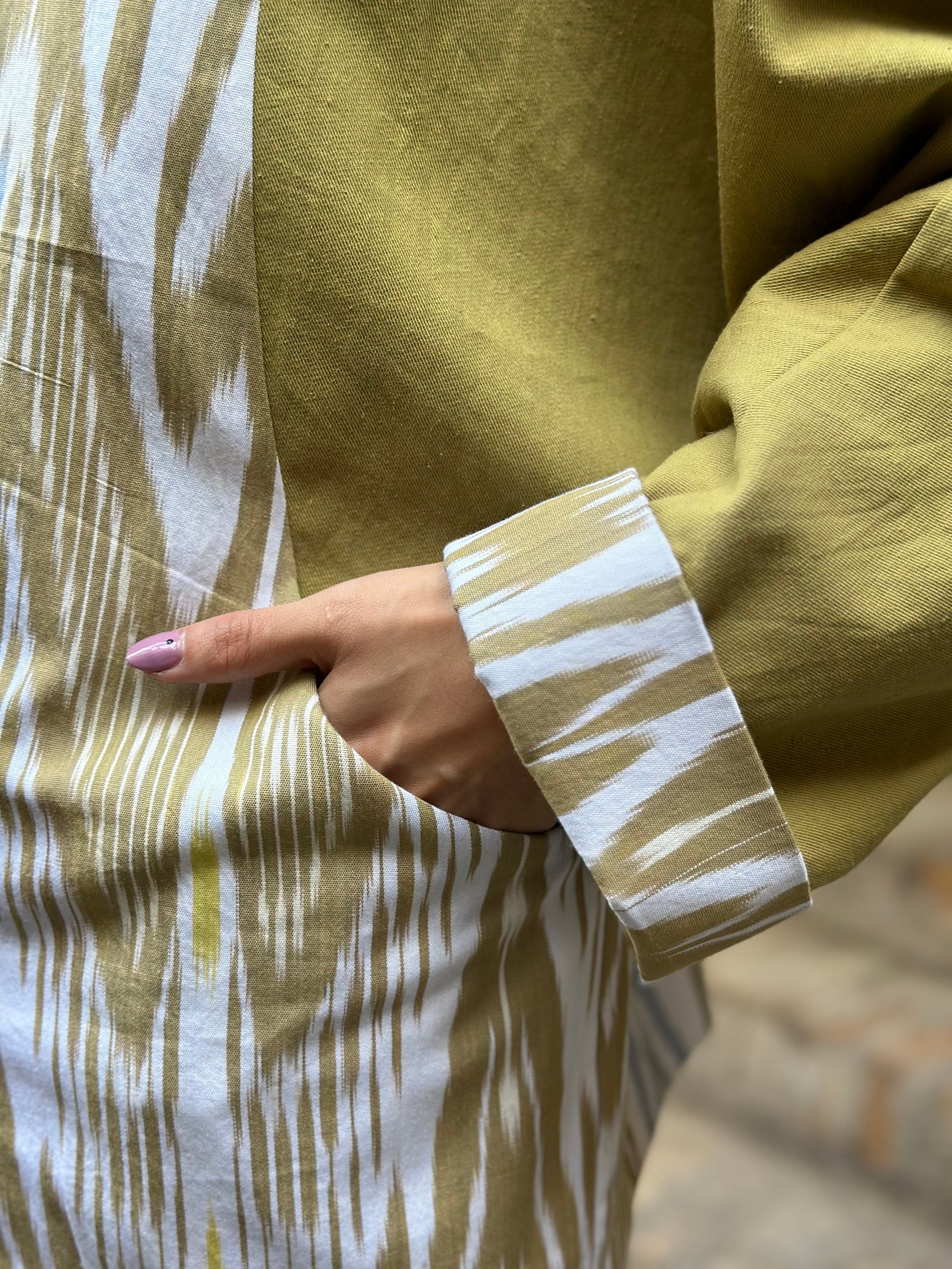 ジャケット・アウター doublet ORGANIC COTTON HAND-PAINT JACKET Ottolinger Cropped Belt Denim Jacket - Sand / Blue Paint