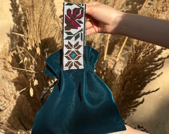 100% Handmade Bag – Velvet Emerald Green Clutch – Omiyage Bag – Bundle Bag