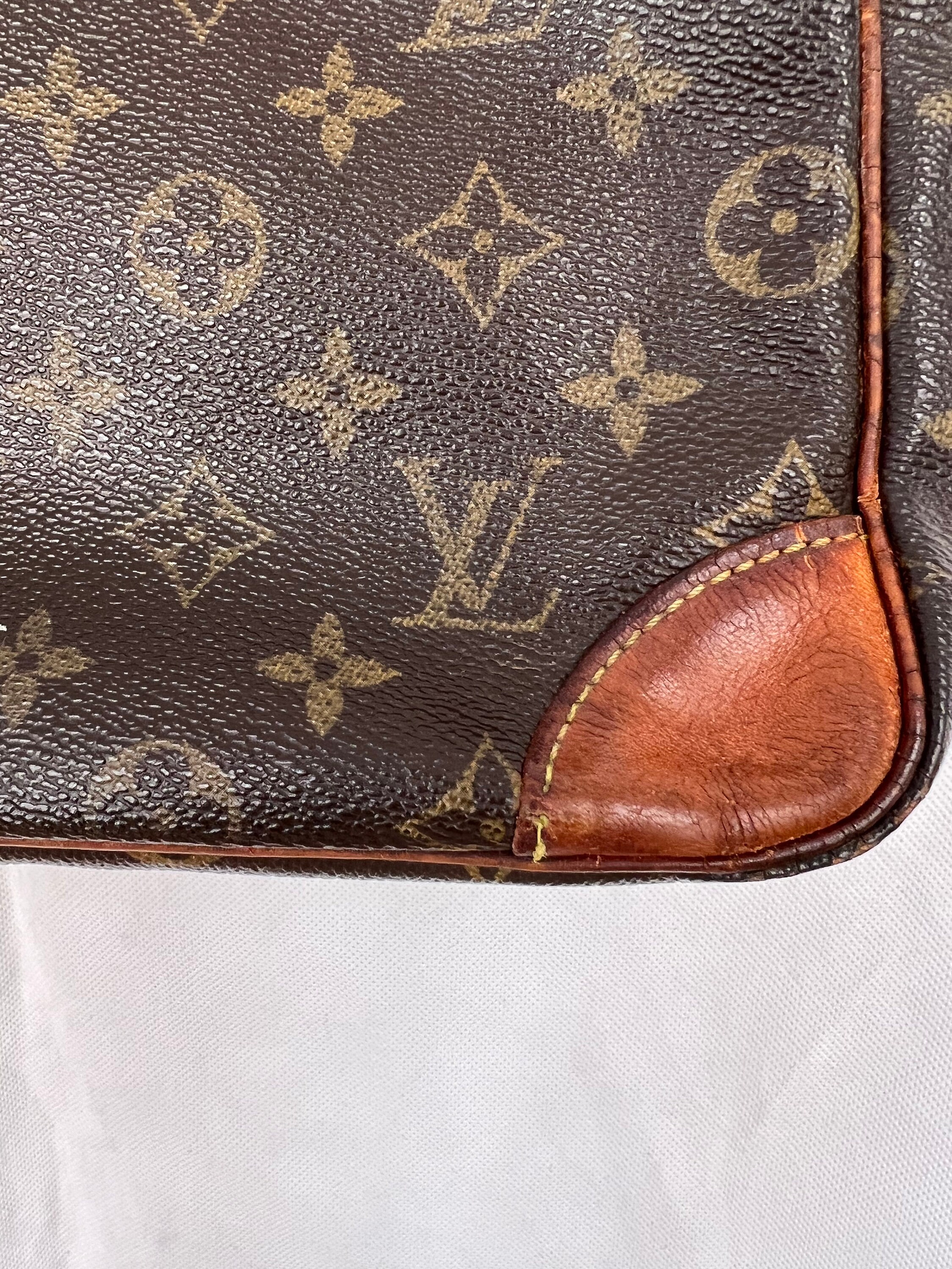 Louis Vuitton 2004 Pre-owned Monogram Trompe L'oeil Trocadero Shoulder Bag - Brown
