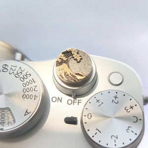 Sea wave Leica Fuji custom camera shutter button, hot shoe cover, Great Wave of Kanagawa, Brass metal Camera Accessories, birthday gift