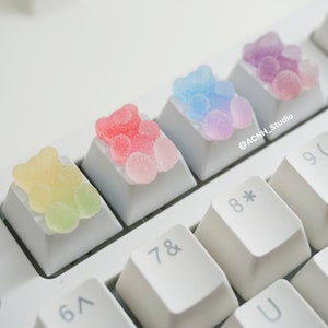 Gummy bear keycaps, cute bear keycap, artisan keycap, animal keycap, Kawaii keycap, white keycap, keycap for MX Mechanical Gaming Keyboard