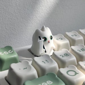 Cat Ghost Artisan Keycap: Handmade Resin Keycap for Cherry MX Keyboard white