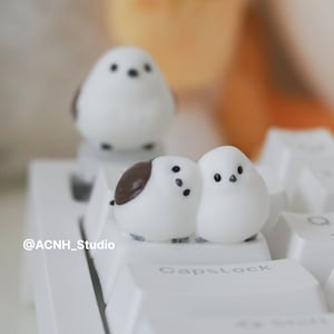 Cute sparrow keycap, bird keycap, Artisan keycap, Kawaii keycap, Handmade keycap, Anime keycap, custom keycap for Mechanical Keyboard