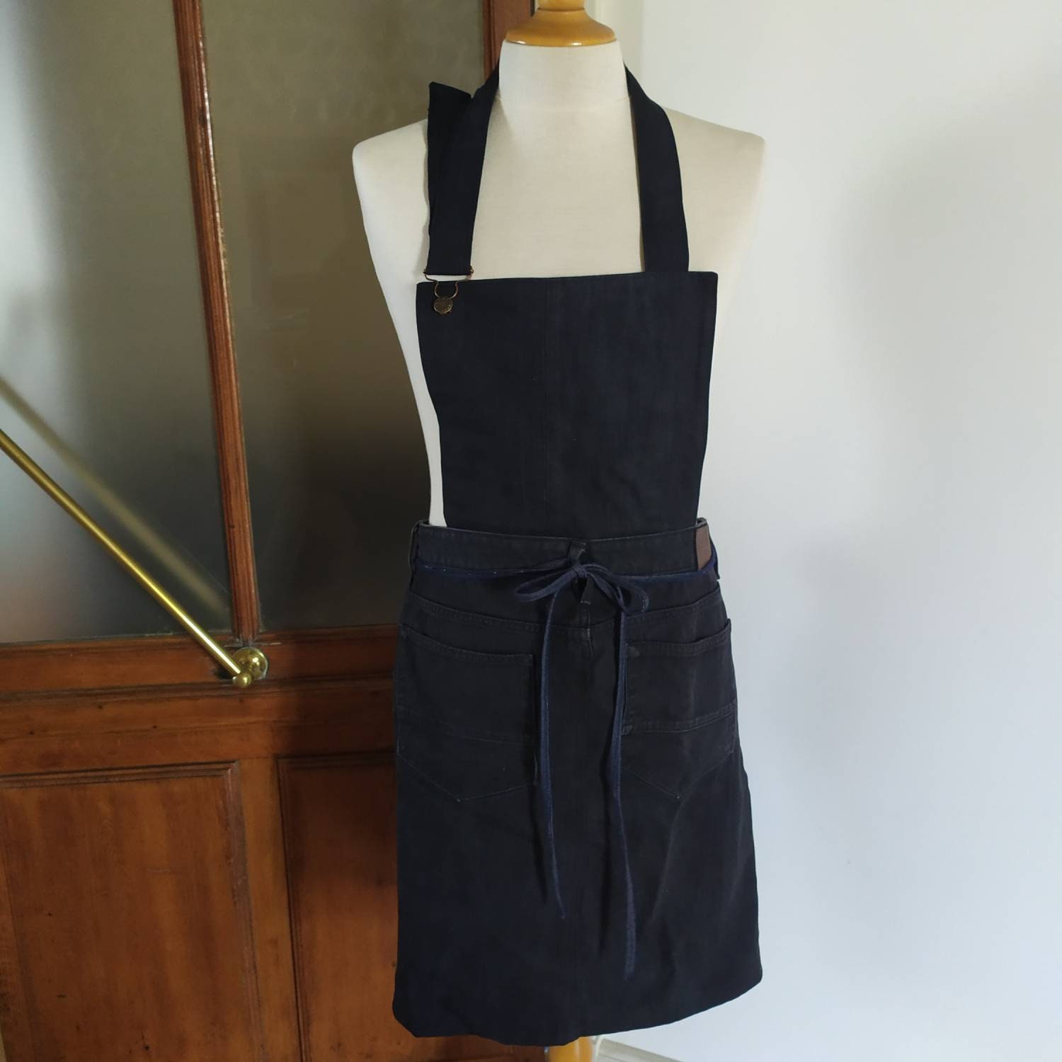 Tablier en Jean Numéro 6. Un Upcyclé Tablier