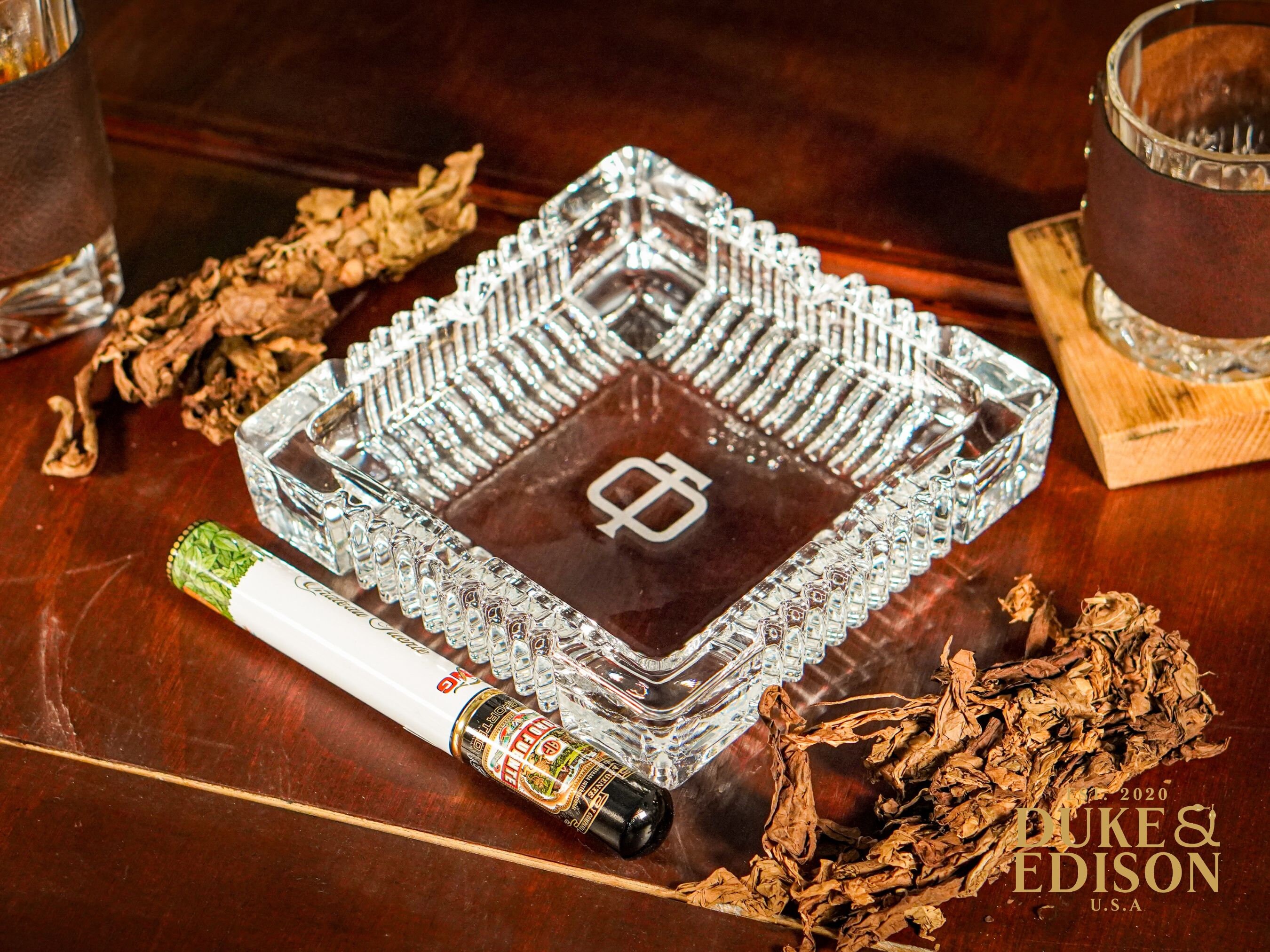 Swanky Ornate Glass Rolling Tray With Built in Ash Tray, Smoking Tobacco  Accessory, Snack Smoking Glass Tray, Tobacco Rolling Tray 