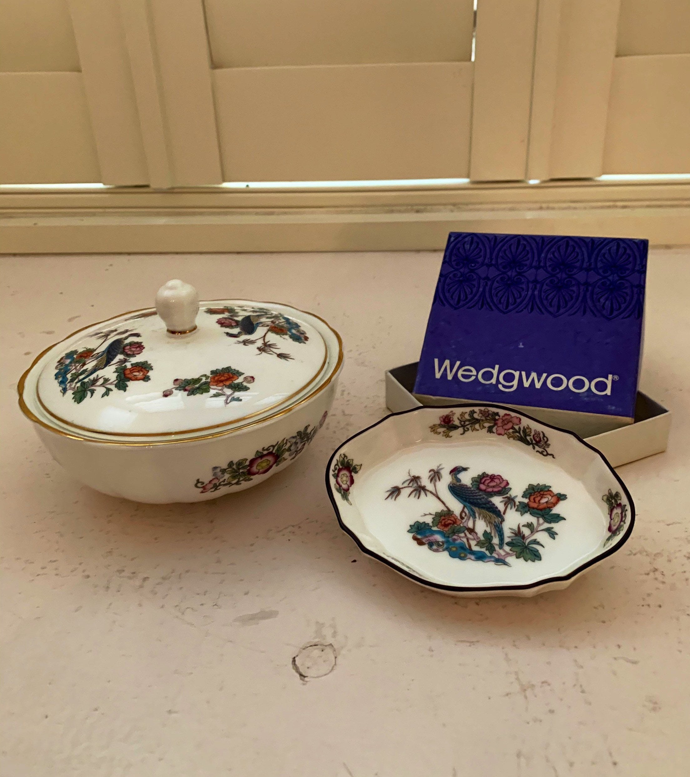 Vintage 1970s Wedgewood Kutani Crane Boxed Trinket Dish and Bon Bon