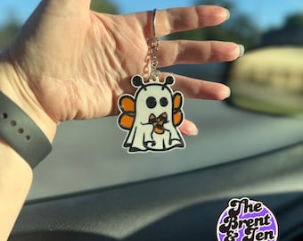 3D Printed Ghost Bumble Bee Keychain: Spooky Halloween Bee Lover Gift