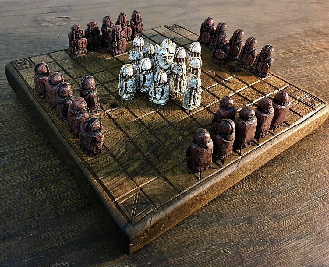 Hnefatafl Board Game. Swedish Falk Art Custom Chess Set Game. Viking