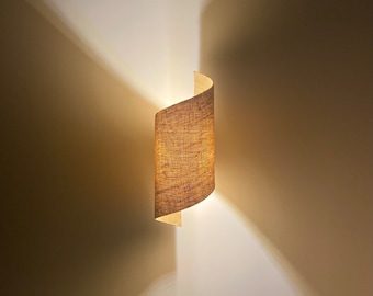 Lámpara de pared de madera y rafia. Lámpara de pared de roble. Lámpara de pared de madera. Luces de pared. Material ecológico. Envío ecológico. Lámpara de aplique. lámpara de madera