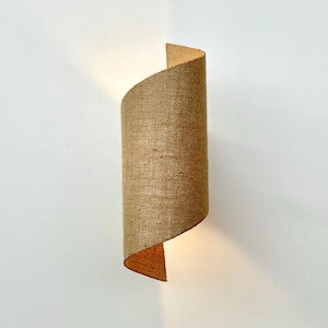 Handcrafted Oak Wall Lamp with Spiral Rattan Shade – Natural Elegance & Warm Lighting for Modern, Rustic, or Boho Spaces. Sconce.Wall light.