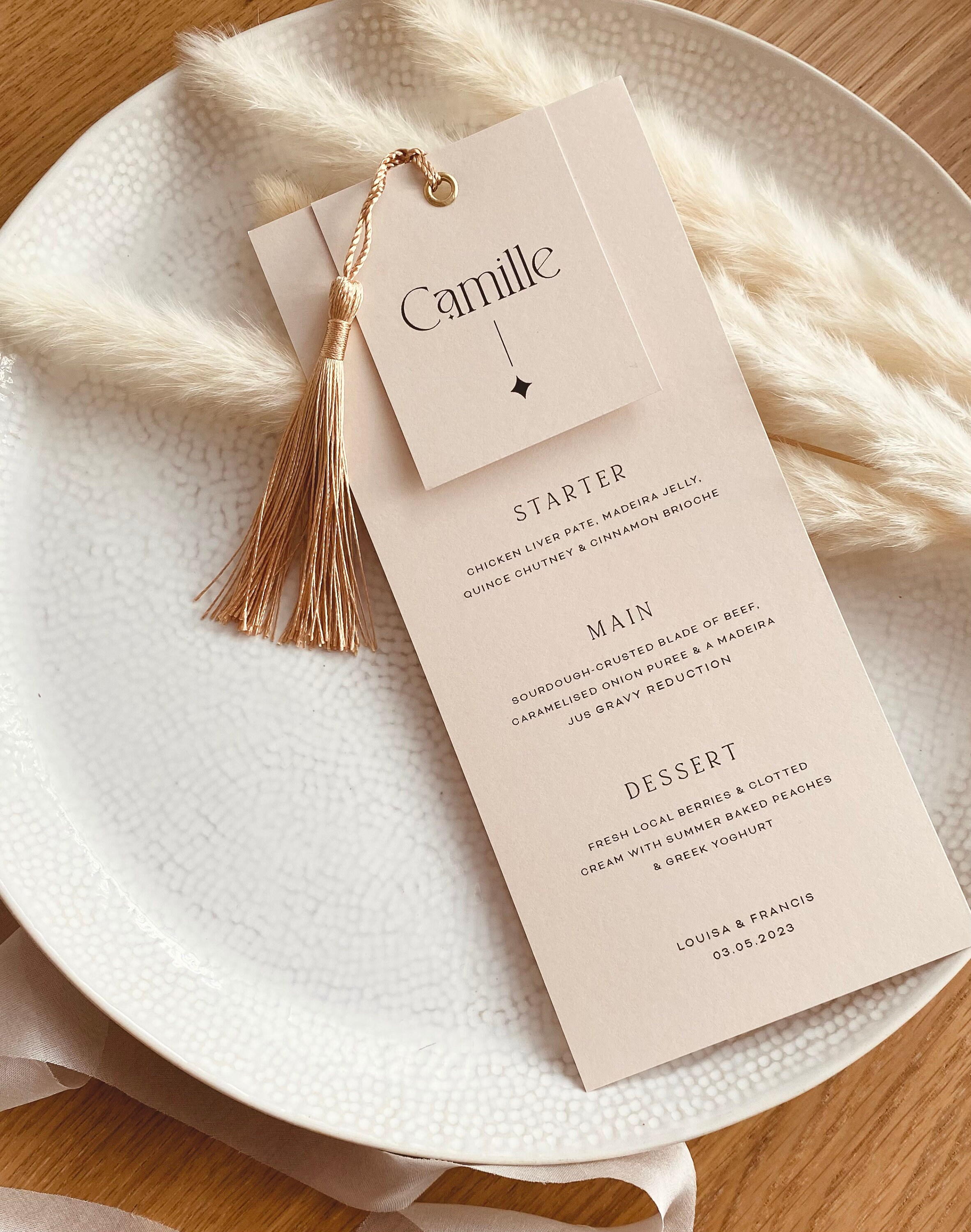 Boho Wedding Menu Place Card With Tassel: Gold Minimalist Design - Etsy
