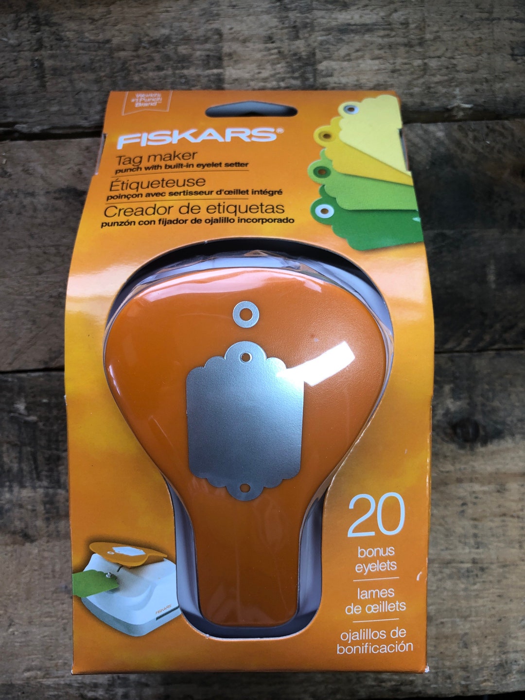 Fiskars Scallop Tag Maker FREE Expedited Shipping Etsy