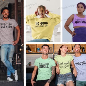 K&ouml;nnte beinhalten: Sechs verschiedene T-Shirts mit unterschiedlichen Designs und Slogans. Die Designs beinhalten "Good Times Bad Food", "No Good Can't Hear You", "They're Positively Glowglew", "Chilliest Bunch of the Land", "Think Small Wild Gang" und "Chilly Down Wild Gang".