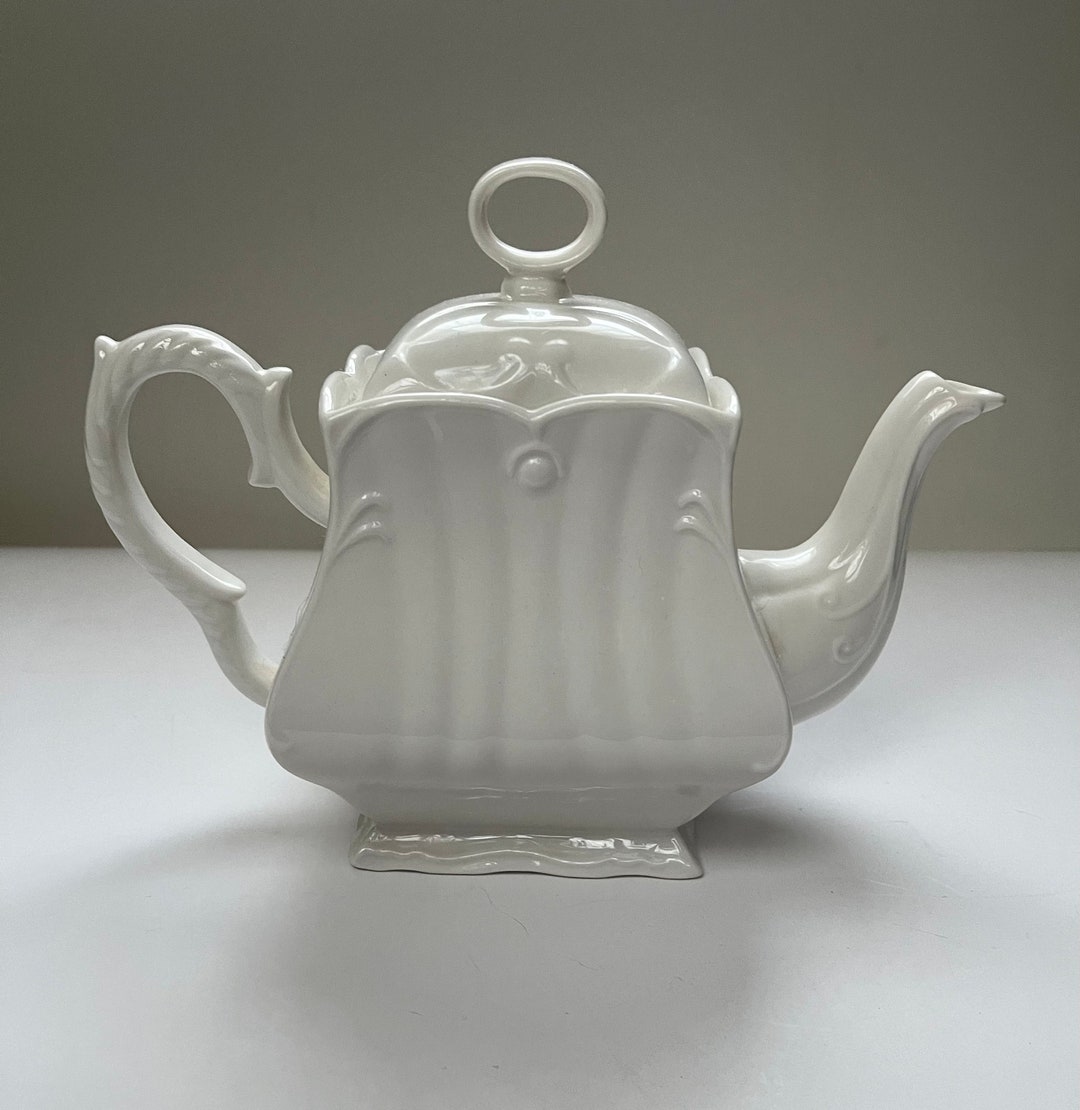 Peppertree Tabletops White Porcelain Patterned Teapot Etsy