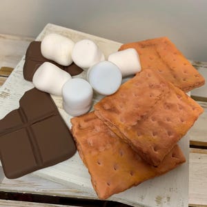 S’mores Fake Bake Ingredients - Graham Crackers, Chocolate Bars and Marshmallows