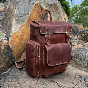 Mochila de couro, mochila de viagem personalizada, mochila de couro marrom com rodinhas, bolsa para laptop, bolsa unissex para presente de dia dos pais