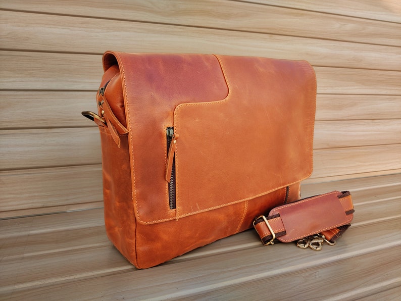 Umhängetasche aus echtem Leder, College-Tasche, Laptop-Tasche, Umhängetasche, Geschenk für Männer, Bürotasche, Arbeits-Aktentasche, große Satchel als Geschenk Bild 3