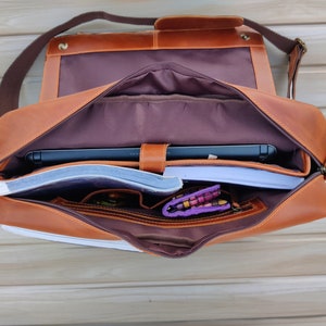 Umhängetasche aus echtem Leder, College-Tasche, Laptop-Tasche, Umhängetasche, Geschenk für Männer, Bürotasche, Arbeits-Aktentasche, große Satchel als Geschenk Bild 8