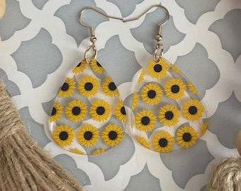 Dangle Sunflower Earrings, Sunflower Earrings, Flower Lover Gifts,  Stocking Stuffer, Sunflower Gift, Farmer Earrings, Dangle Earrings