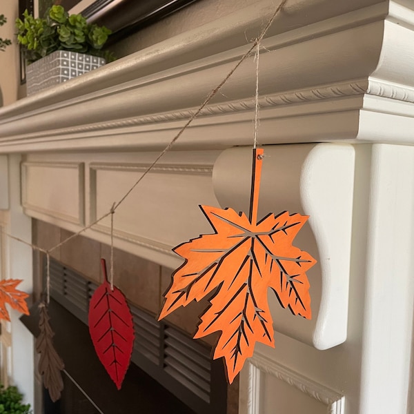 Wood Leaf Garland, Maple Leaf Garland, Fall Decor, Autumn Decor, Rustic, Farmhouse, Thanksgiving Decor, Halloween Decorations, Mantle Decor