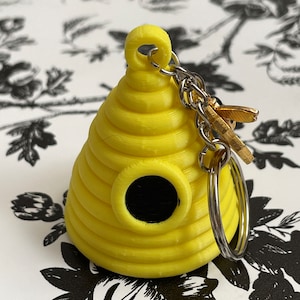 Bee Keyring, Beehive keychain, 3d printed beehive, apiary gift, Bee lover gift,