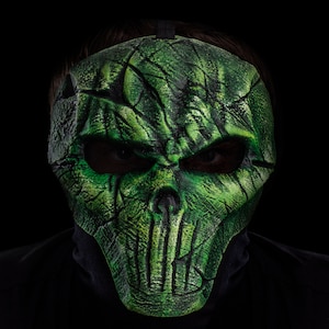 Alien mask - scary zombie mask - green mask - 3d printed mask