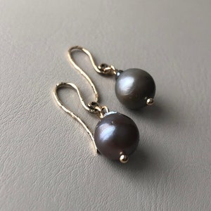 Gouden hangoorbellen Tahitiaanse parel: sterlingzilveren paaltjes