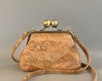 Beatrice Kisslock Crossbody in Tan & Gold Cork Leather