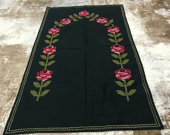 Handgemachte Nadel Spitze Blumen Bestickter Gebetsteppich | Muslimische Salah Matte | Etamine Namaz Sejadah | Janamaz Geschenk