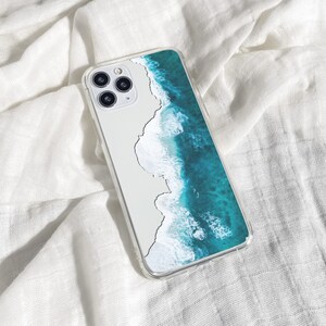 ビーチウェーブ スマホケース：オーシャンデザイン、クリア保護カバー